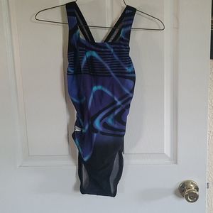 Speedo swimsuit size 34/8.